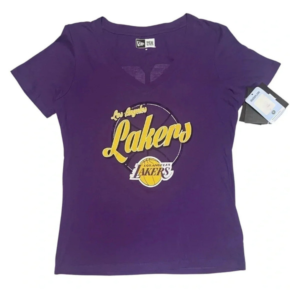Los Angeles Lakers LeBron James #23 New Era Women's Graphic V Neck T - Size M - Picture 9 of 10